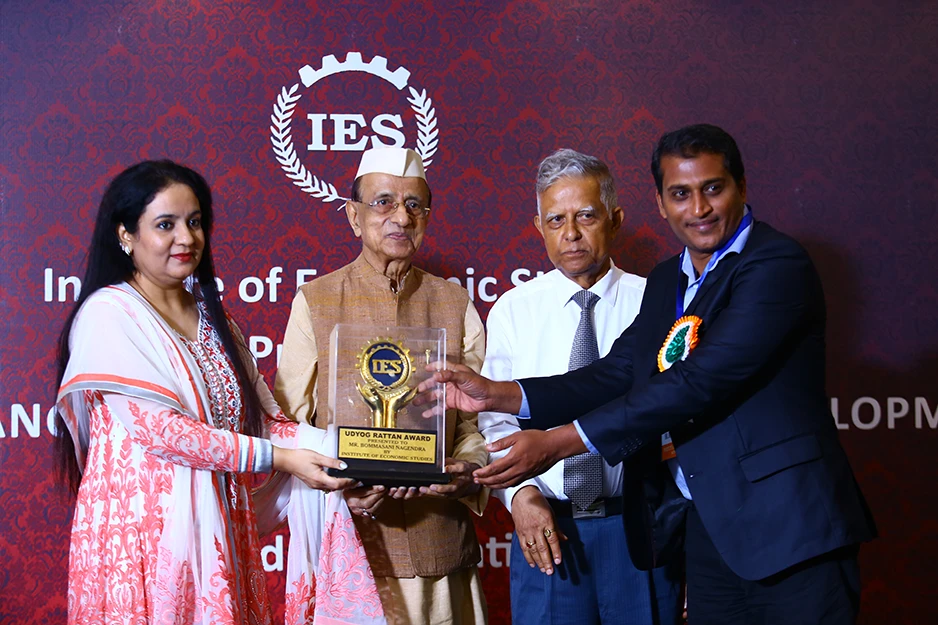 Inovies Wins IES  Excellence Award and Nagendra Bommasani conferred  Udyog Rattan Award